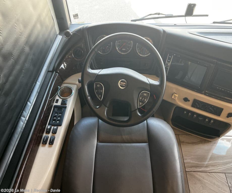 2019 Fleetwood Discovery 40D - Used Class A For Sale by La Mesa | RecVan - Davie in Davie, Florida