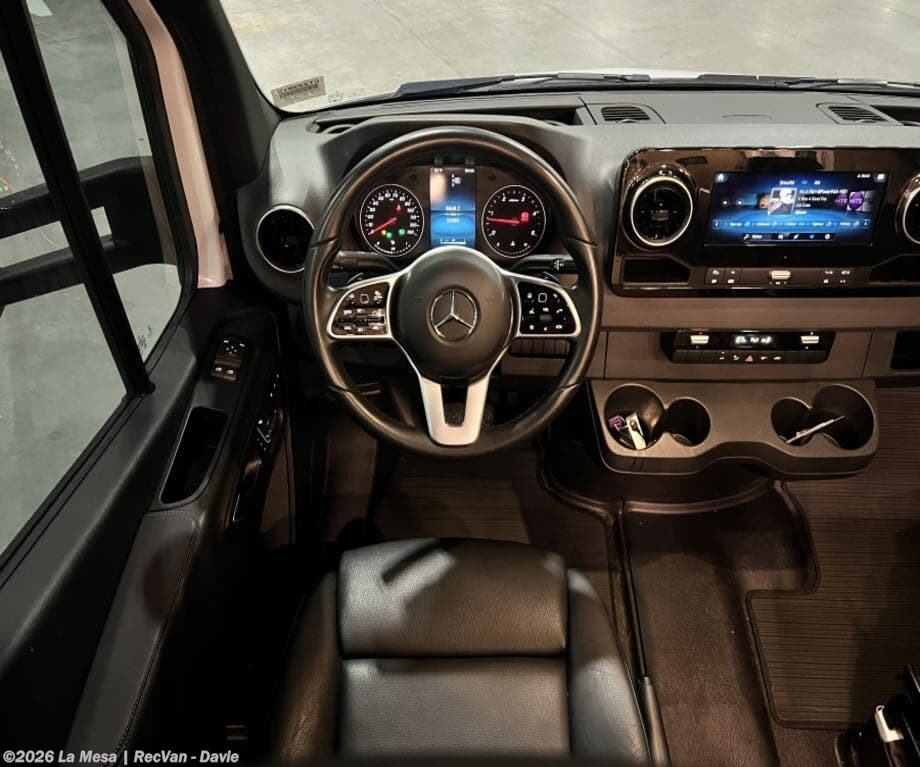 2024 Tiffin Wayfarer 25RLW - Used Class C For Sale by La Mesa | RecVan - Davie in Davie, Florida