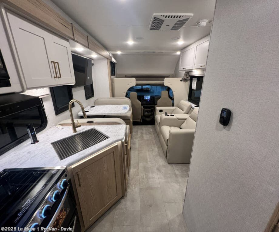 2026 Chateau 28Z by Thor Motor Coach from La Mesa | RecVan - Davie in Davie, Florida