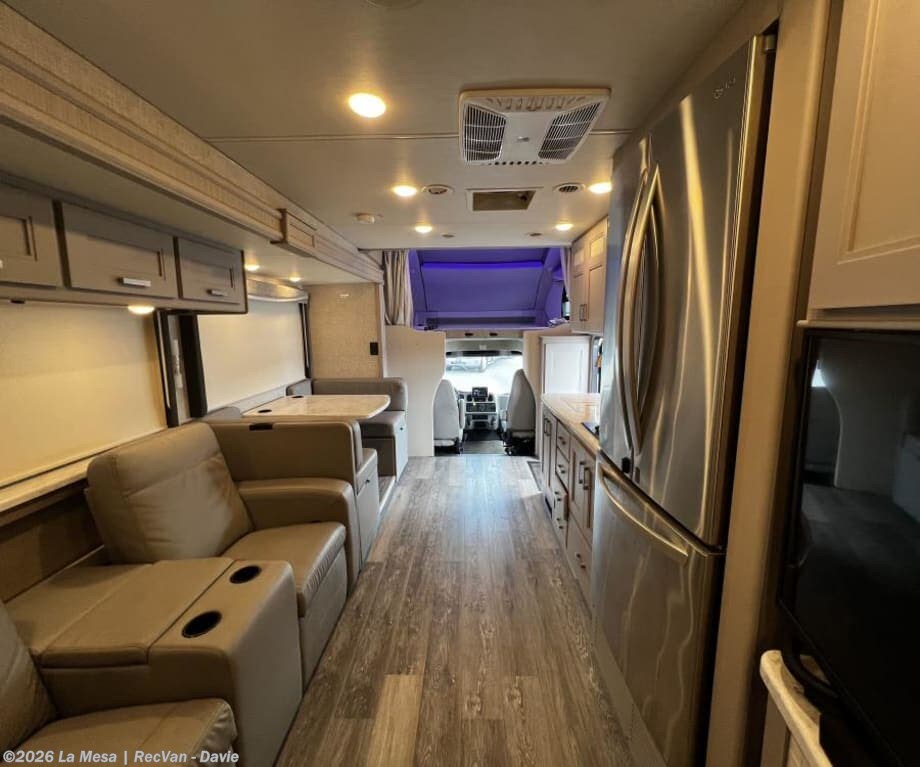 2023 Pasadena 38MX by Thor Motor Coach from La Mesa | RecVan - Davie in Davie, Florida