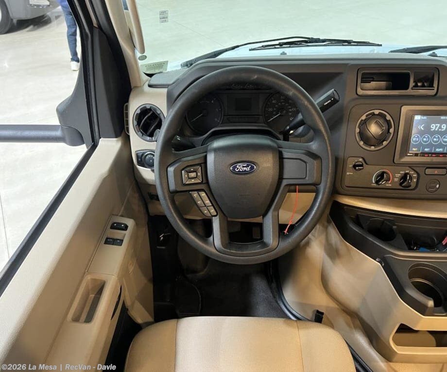 2026 Thor Motor Coach Chateau 21Z - New Class C For Sale by La Mesa | RecVan - Davie in Davie, Florida