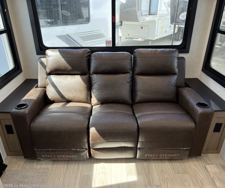 2026 North Trail 260MK by Heartland from La Mesa | RecVan - Davie in Davie, Florida