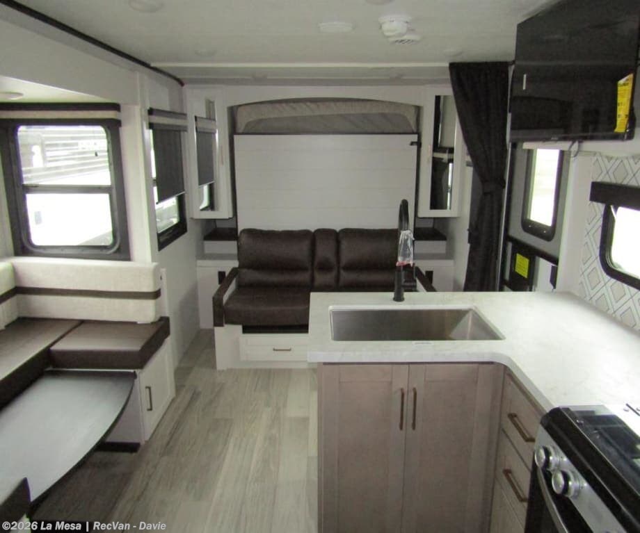 2026 North Trail 220MB by Heartland from La Mesa | RecVan - Davie in Davie, Florida