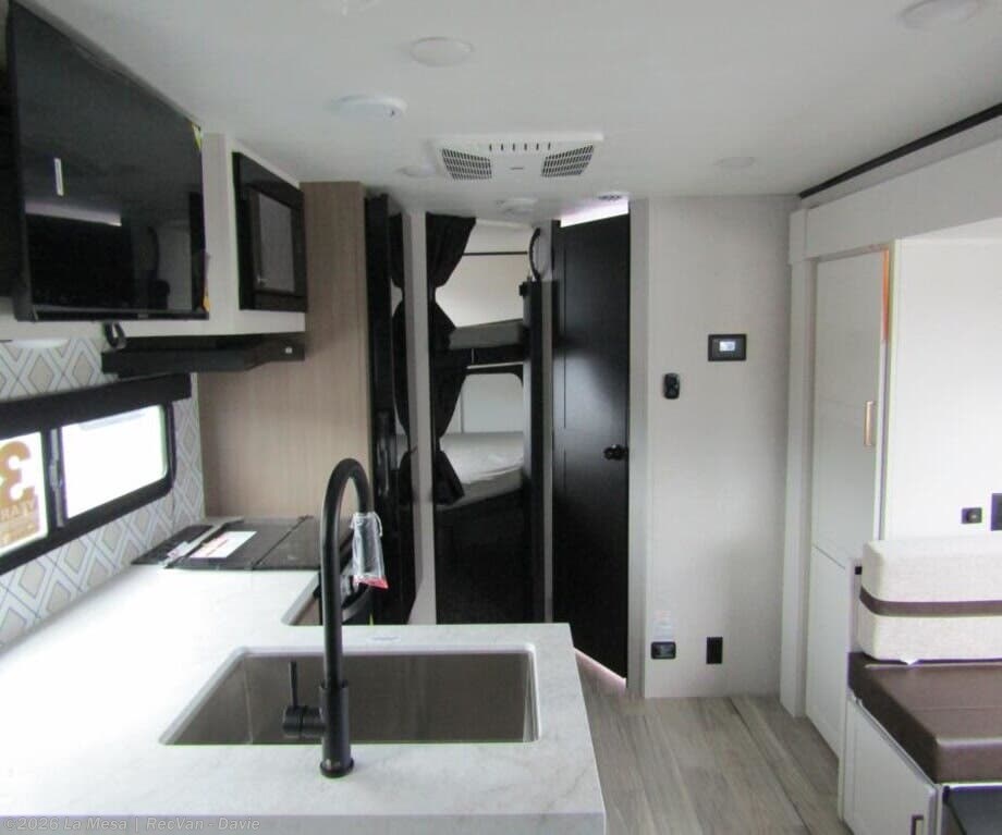 2026 Heartland North Trail 220MB - New Travel Trailer For Sale by La Mesa | RecVan - Davie in Davie, Florida