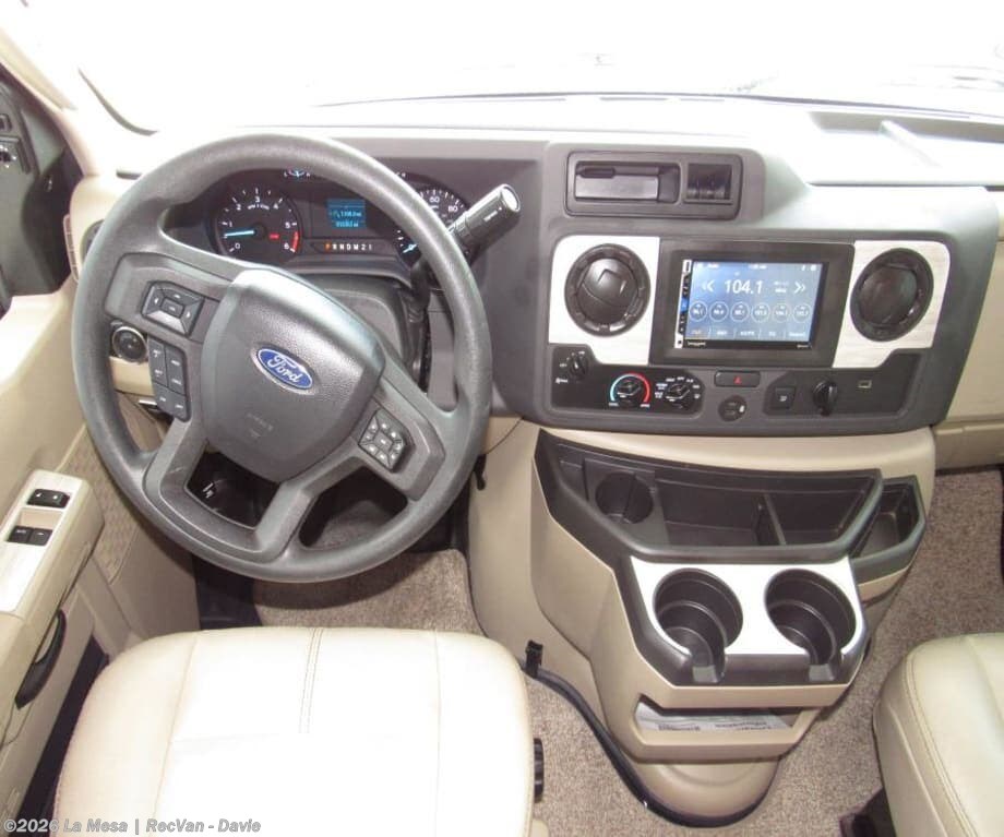 2023 Thor Motor Coach Four Winds 31W - Used Class C For Sale by La Mesa | RecVan - Davie in Davie, Florida