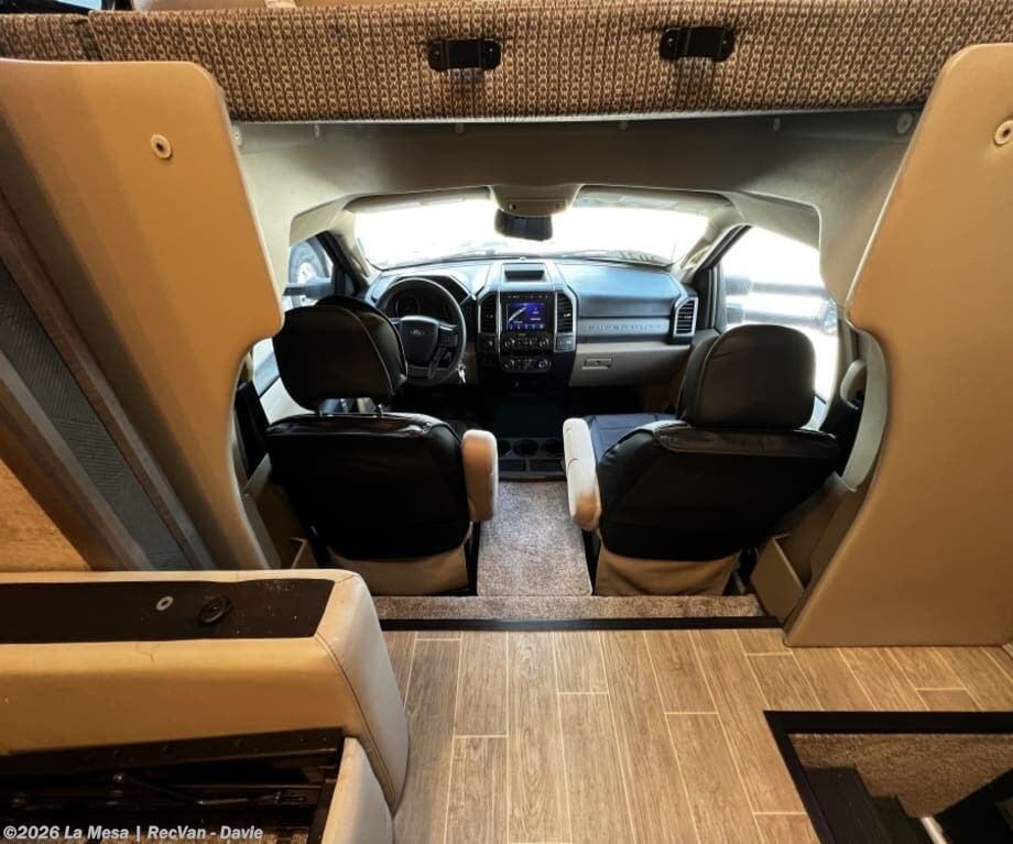 2021 Omni MHC SV34 by Thor Motor Coach from La Mesa | RecVan - Davie in Davie, Florida