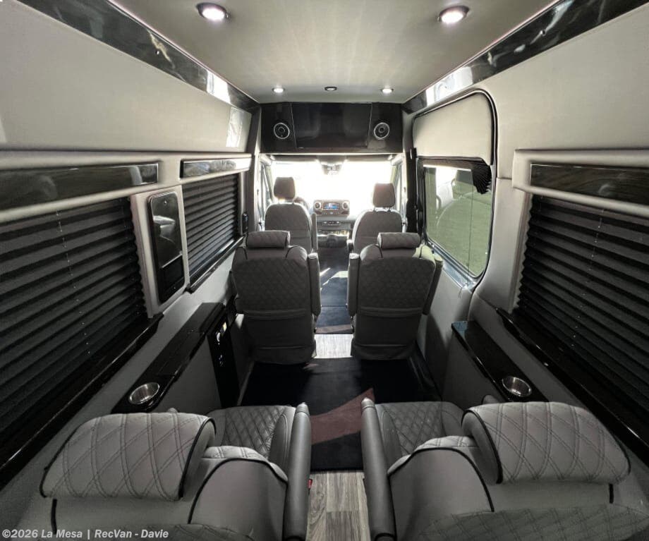 Used 2023 Midwest SIGNATURE SERIES 170 available in Davie, Florida