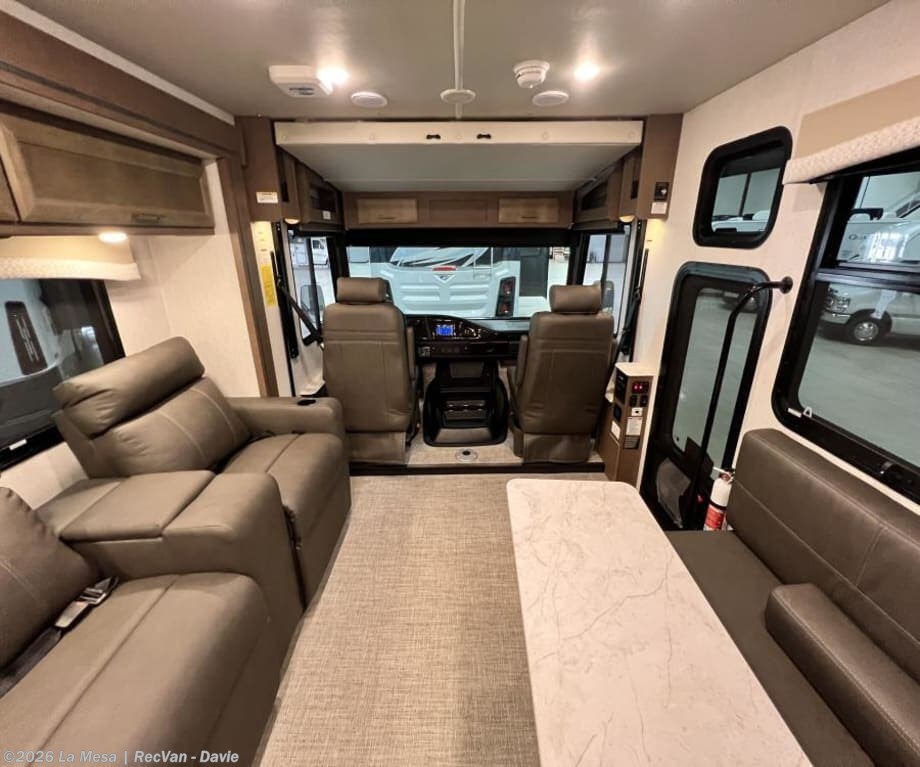 2026 Flair 29M by Fleetwood from La Mesa | RecVan - Davie in Davie, Florida