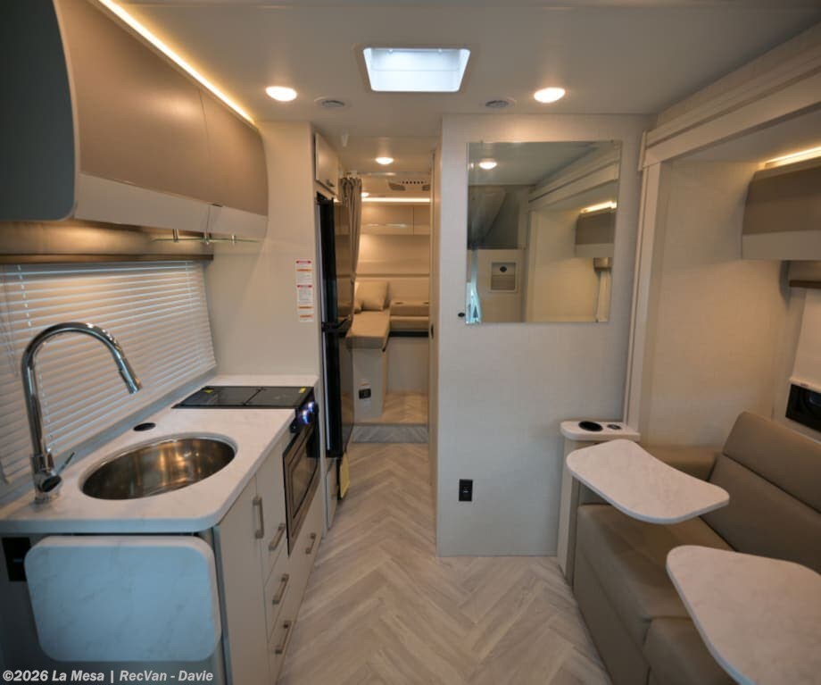 New 2027 Thor Motor Coach Gemini 24KB-G available in Davie, Florida