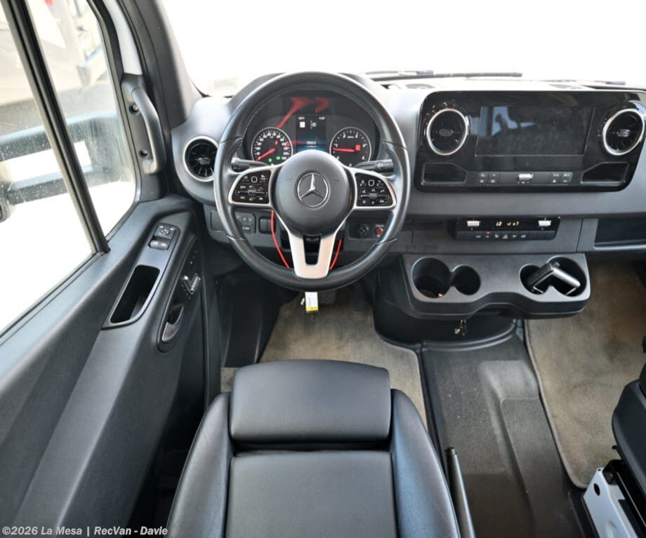 2021 Winnebago Vita 24P VITA 24P - Used Class C For Sale by La Mesa | RecVan - Davie in Davie, Florida