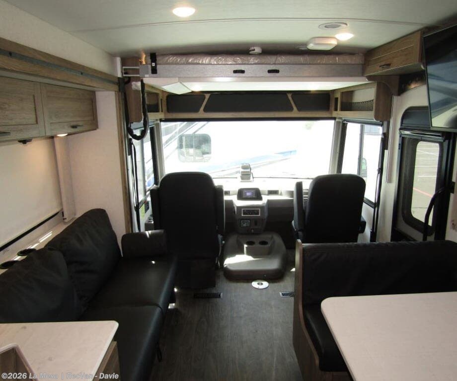 2025 Vista WFE29NP by Winnebago from La Mesa | RecVan - Davie in Davie, Florida