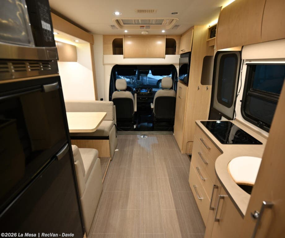 2020 Unity U24CB by Leisure Travel from La Mesa | RecVan - Davie in Davie, Florida