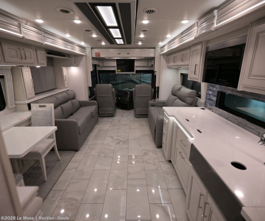 2027 Discovery LXE 40M-LXE by Fleetwood from La Mesa | RecVan - Davie in Davie, Florida