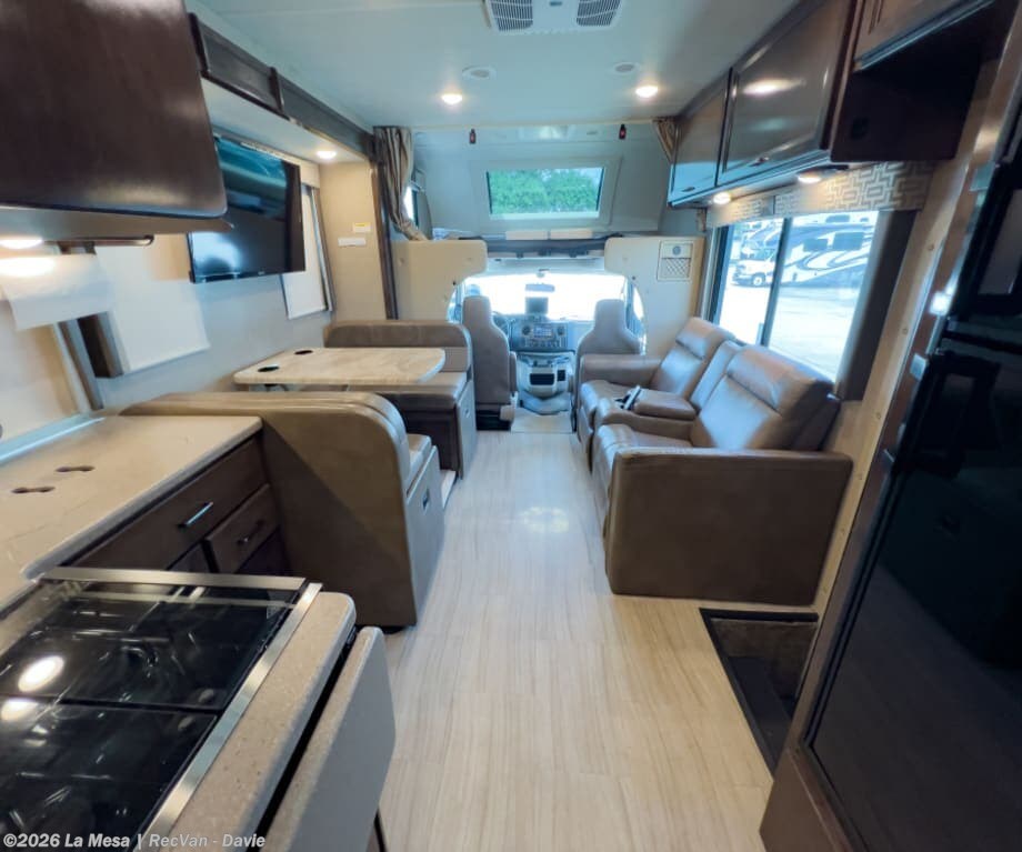 2020 Quantum KW29 by Thor Motor Coach from La Mesa | RecVan - Davie in Davie, Florida