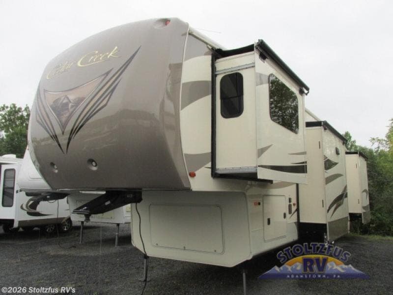2016 Forest River Cedar Creek Hathaway Edition 38FLB RV for Sale in Adamstown, PA 19501 17673