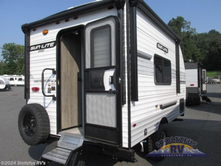 New 2025 Sunset Park RV Sun Lite 16BH available in Adamstown, Pennsylvania