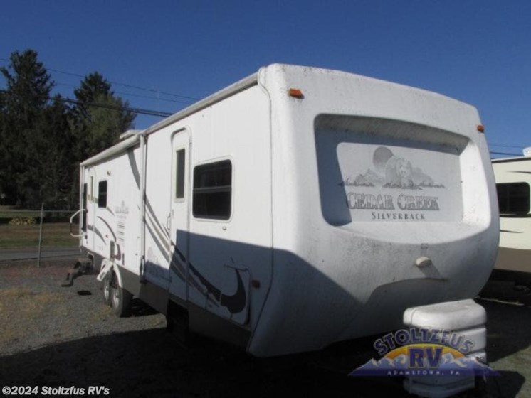 Used 2005 Forest River Cedar Creek Silverback 35 LRLBS available in Adamstown, Pennsylvania