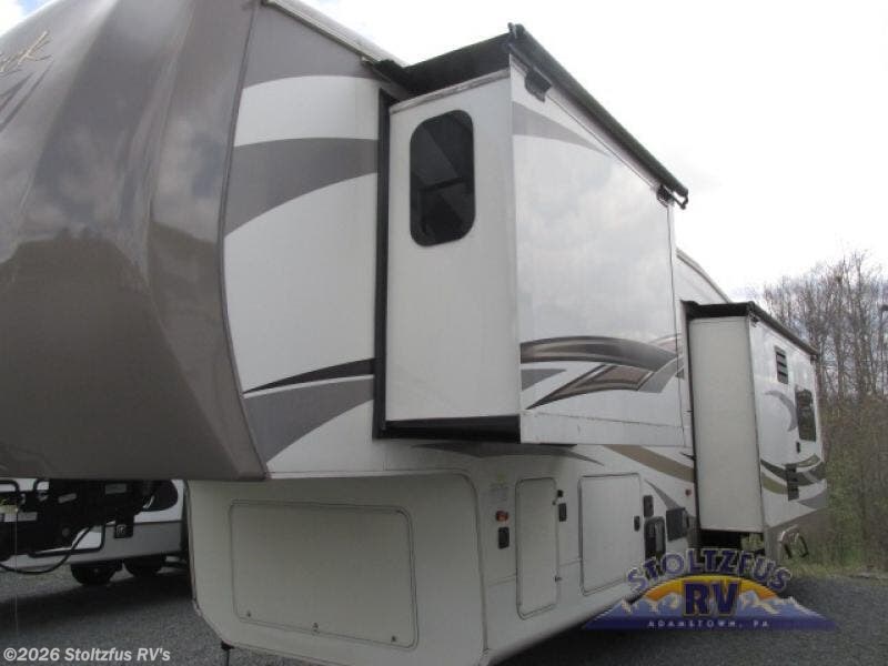 2016 Cedar Creek Hathaway Edition 36CKTS by Forest River from Stoltzfus RV's in Adamstown, Pennsylvania