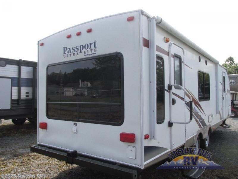 Used 2010 Keystone Passport 285RL available in Adamstown, Pennsylvania