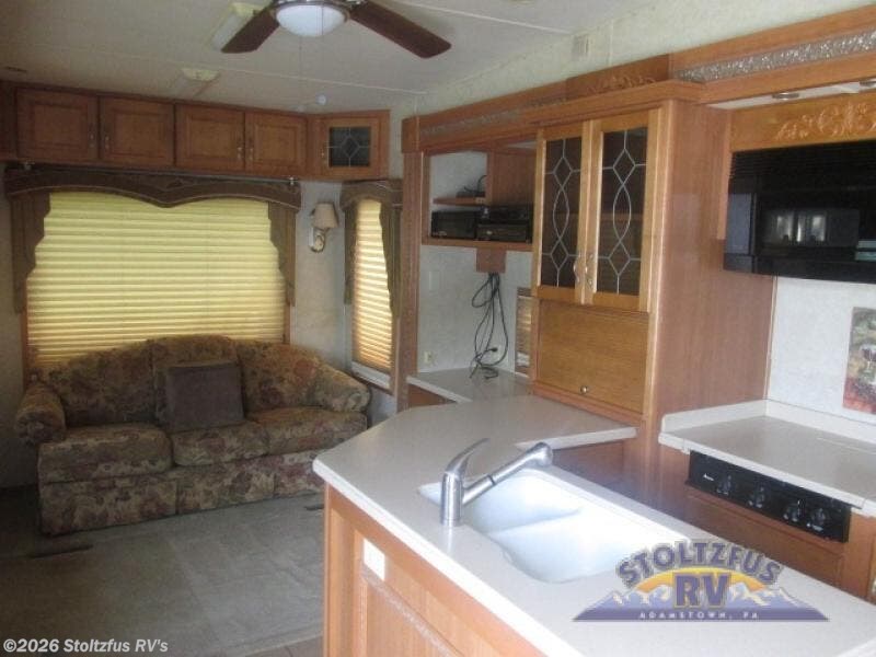 Used 2005 DRV Mobile Suite 32TK3 available in Adamstown, Pennsylvania