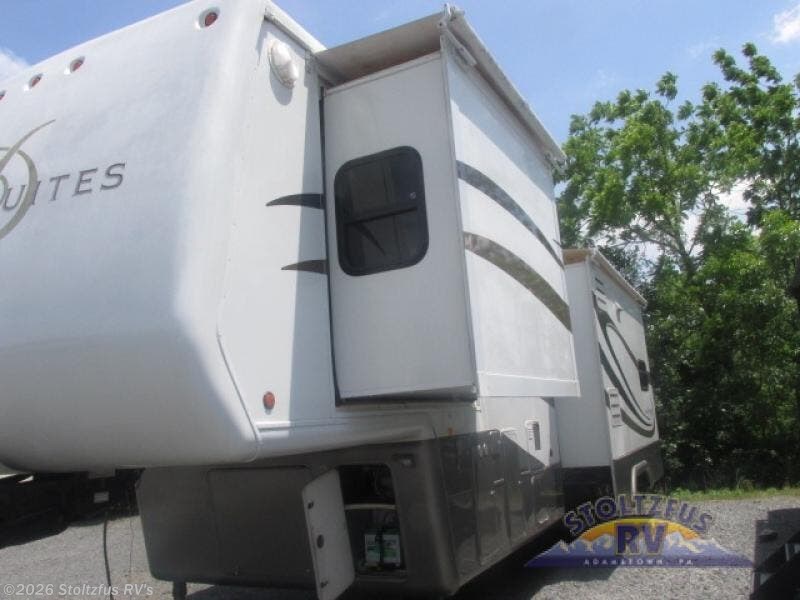 2005 DRV Mobile Suite 32TK3 - Used Fifth Wheel For Sale by Stoltzfus RV's in Adamstown, Pennsylvania