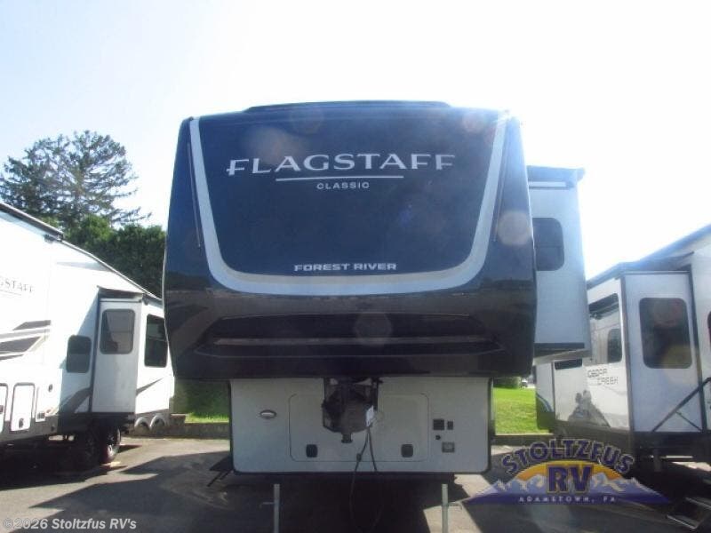 2027 Flagstaff Classic 404CRK by Forest River from Stoltzfus RV's in Adamstown, Pennsylvania