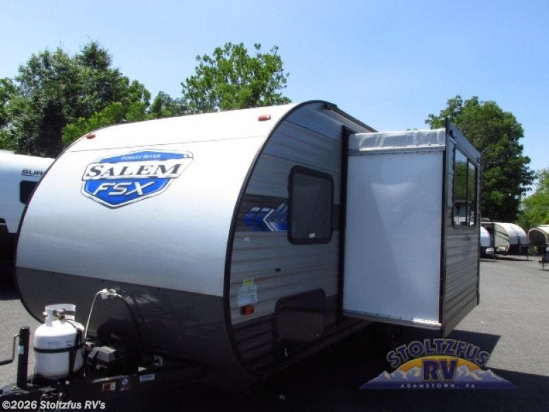 2022 Forest River Salem FSX 178BHSK - Used Travel Trailer For Sale by Stoltzfus RV's in Adamstown, Pennsylvania