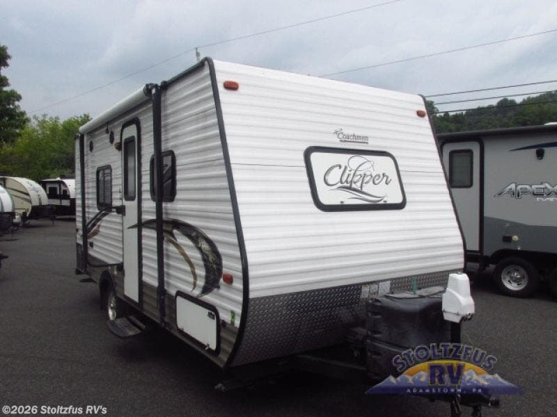 2015 Clipper Ultra-Lite 17FQ by Coachmen from Stoltzfus RV's in Adamstown, Pennsylvania