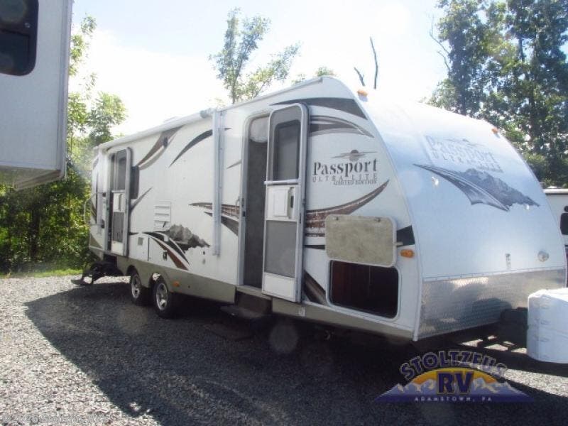 Used 2011 Keystone Passport 285RL available in Adamstown, Pennsylvania