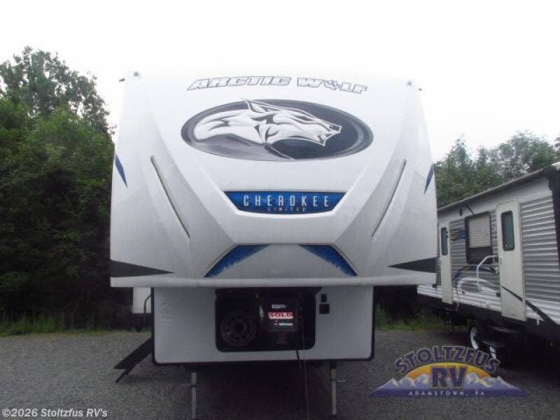 2024 Cherokee Arctic Wolf 27SGS by Forest River from Stoltzfus RV's in Adamstown, Pennsylvania