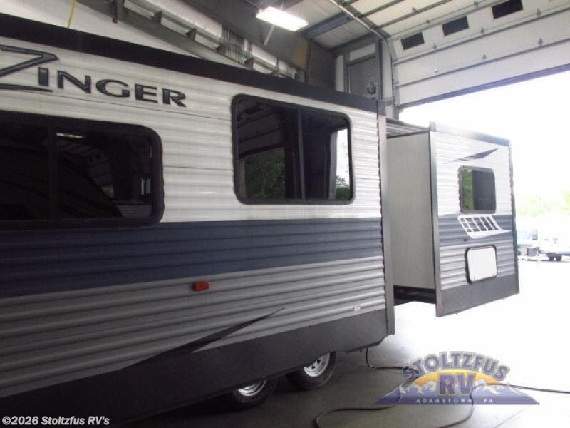 Used 2018 CrossRoads Zinger ZR320FB available in Adamstown, Pennsylvania