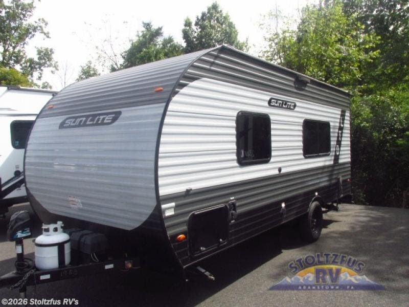 2024 Sunset Park RV Sun Lite 195RBLT - Used Travel Trailer For Sale by Stoltzfus RV's in Adamstown, Pennsylvania