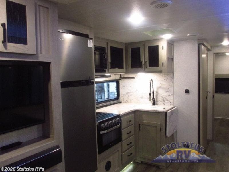 Used 2022 East to West Alta 3150KBH available in Adamstown, Pennsylvania
