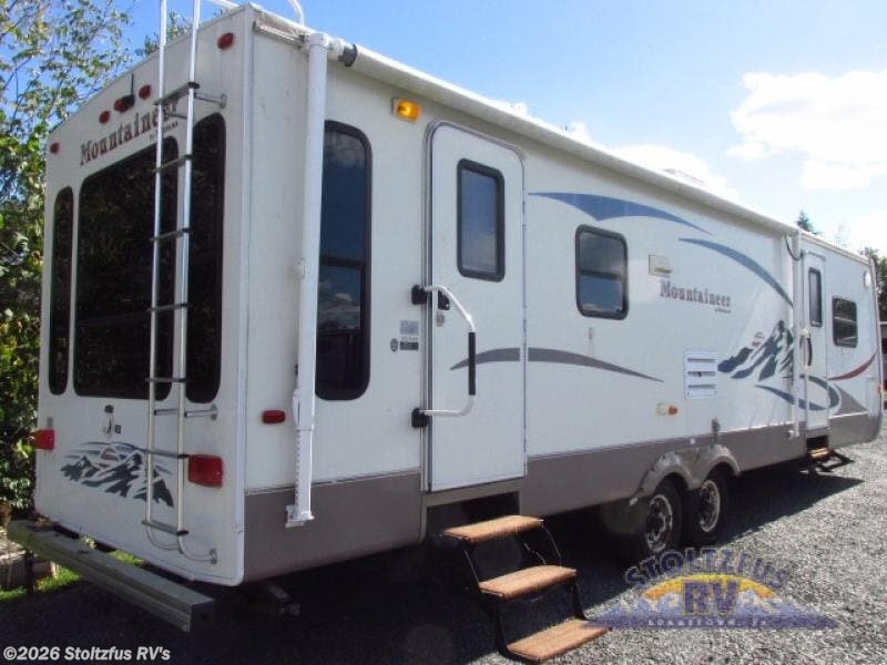 Used 2004 Keystone Mountaineer 335 RLBS available in Adamstown, Pennsylvania
