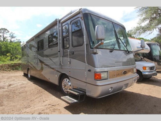 2002 airstream land yacht