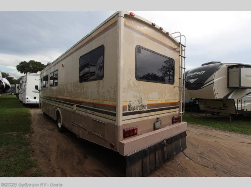 1993 Fleetwood Bounder 31K RV for Sale in Ocala, FL 34480 7SR737A 1993 Fleetwood Bounder 31K RV for Sale in Ocala, FL 34480 7SR737A