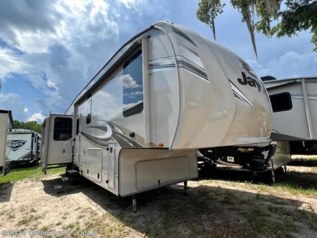 Used 2018 Jayco Eagle 321RSTS available in Ocala, Florida