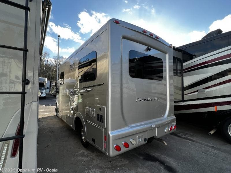 2018 PleasureWay Plateau XLTD RV for Sale in Ocala, FL 34480 1AR138