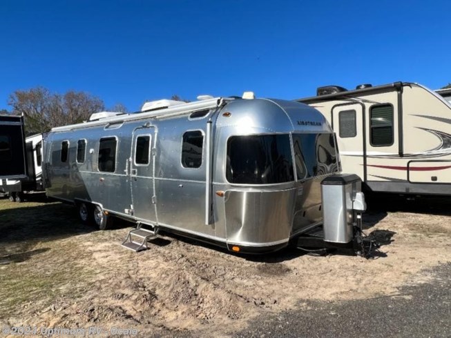Used 2019 Airstream Classic 33FB available in Ocala, Florida