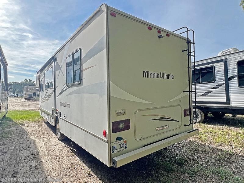 2016 Winnebago Minnie Winnie 22R RV for Sale in Ocala, FL 34480