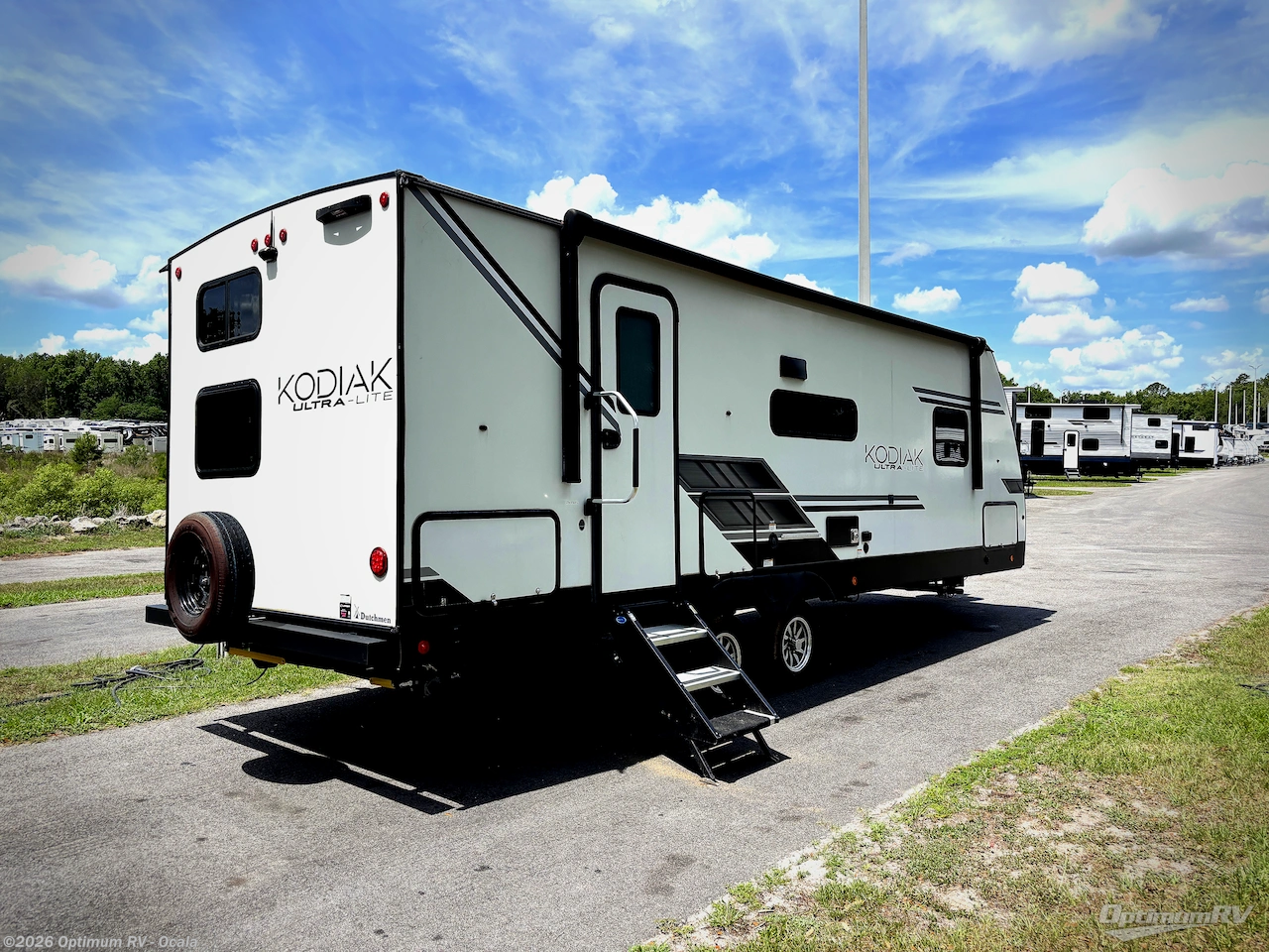 2023 Dutchmen Kodiak Ultra-Lite 250BHSL - Used Travel Trailer For Sale by Optimum RV - Ocala in Ocala, Florida features Slideout, Awning