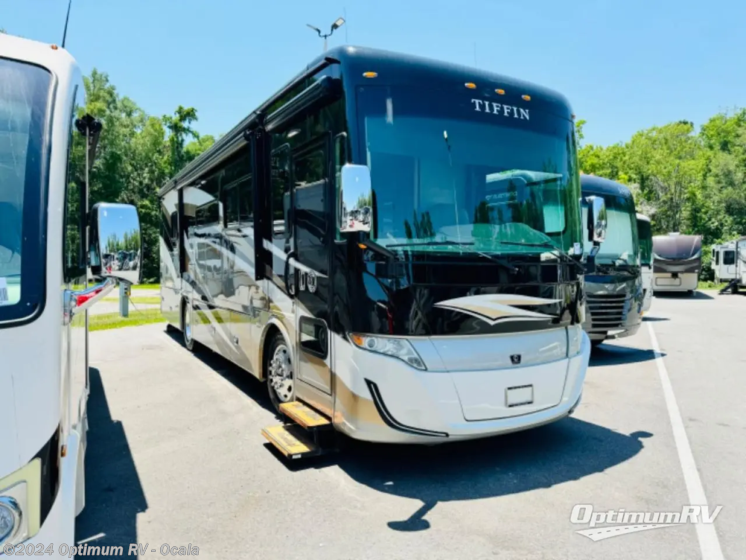 Used 2020 Tiffin Allegro Red 33 AA available in Ocala, Florida
