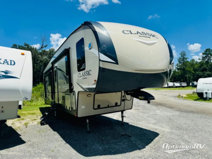 Used 2019 Forest River Flagstaff Classic Super Lite 8528CBS available in Ocala, Florida