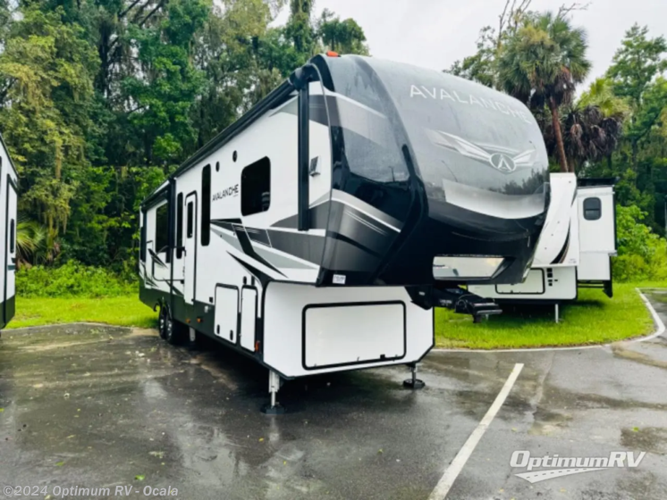 Used 2021 Keystone Avalanche 338GK available in Ocala, Florida