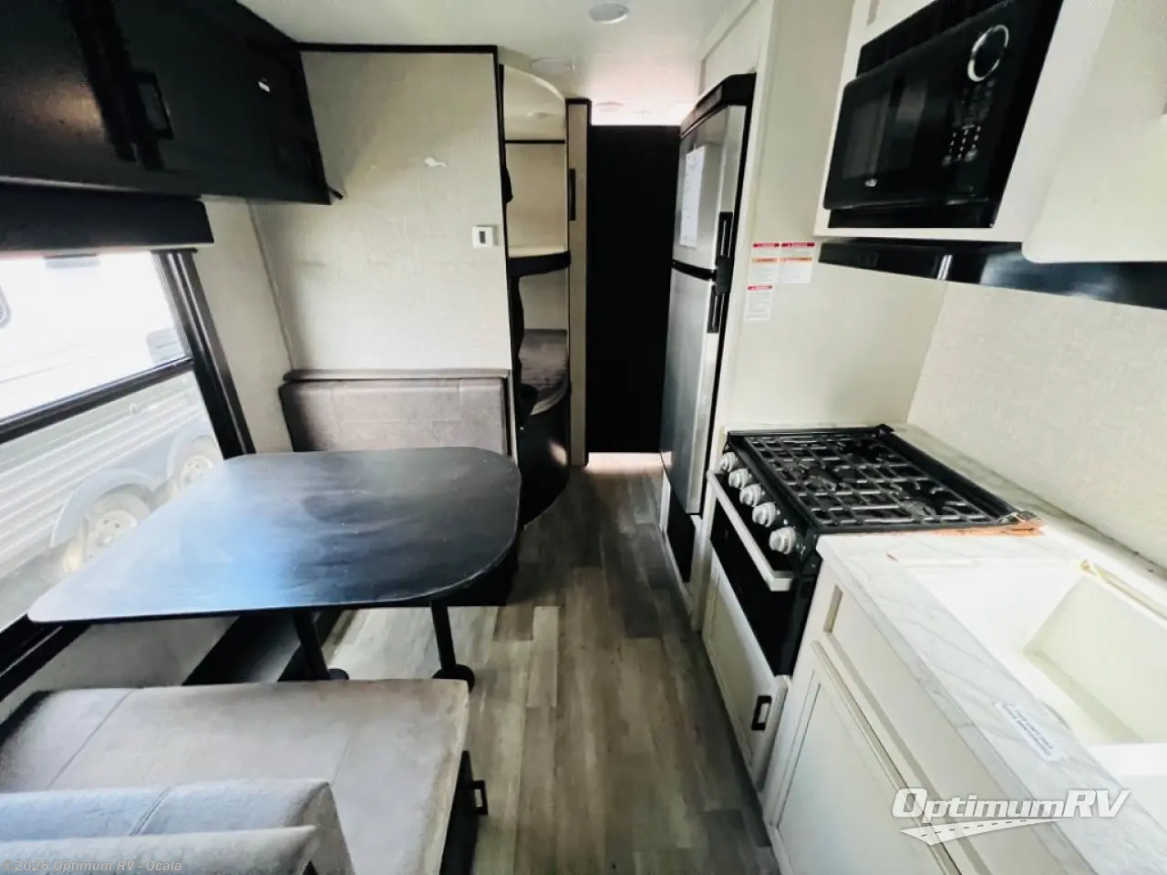 2022 Jayco Jay Flight SLX 8 264BH - Used Travel Trailer For Sale by Optimum RV - Ocala in Ocala, Florida features Awning