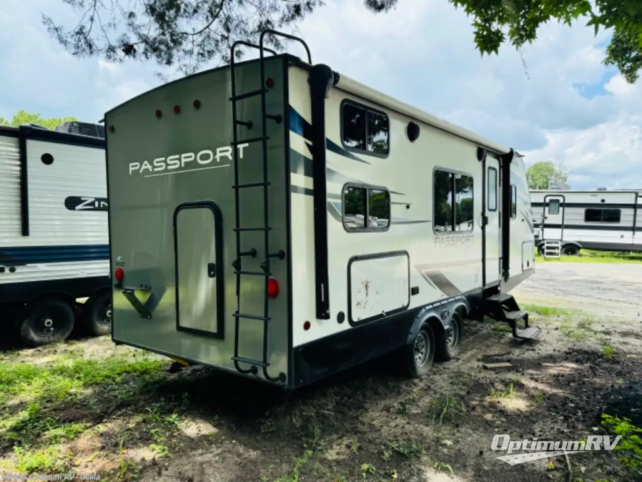 2021 Keystone Passport SL 219BH - Used Travel Trailer For Sale by Optimum RV - Ocala in Ocala, Florida features Awning