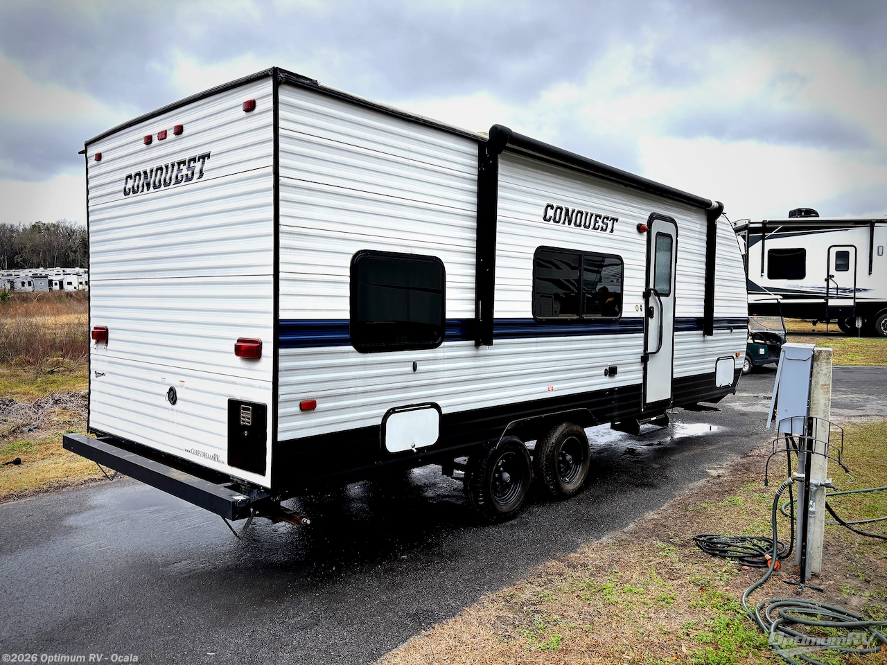 2022 Gulf Stream Conquest Special Edition Series 26BHG - Used Travel Trailer For Sale by Optimum RV - Ocala in Ocala, Florida features Awning