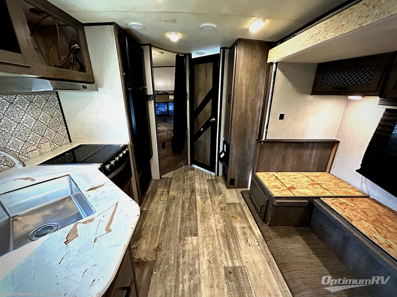 2021 Heartland North Trail 24BHS - Used Travel Trailer For Sale by Optimum RV - Ocala in Ocala, Florida features Slideout, Awning