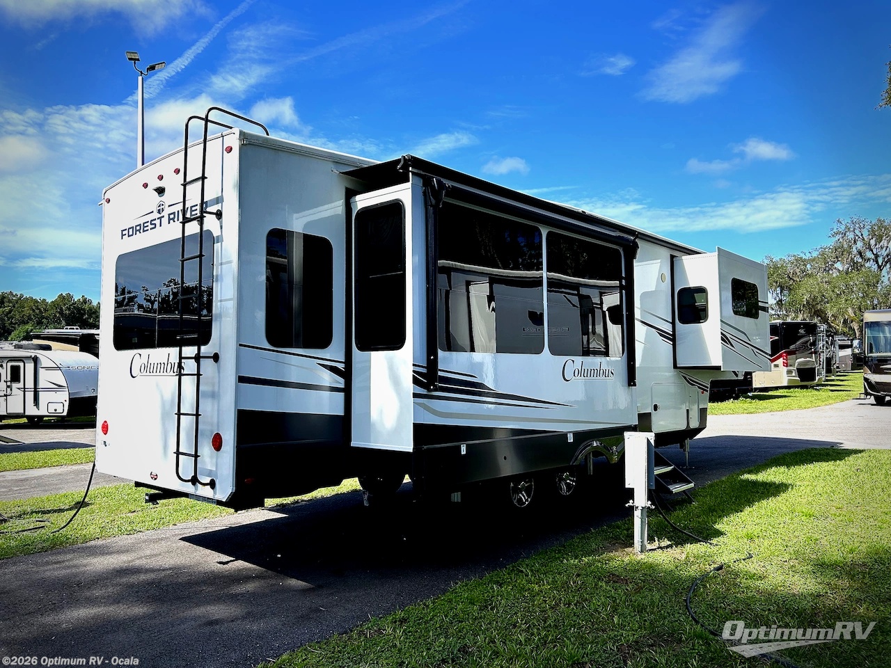 2025 Palomino Columbus 380RL - New Fifth Wheel For Sale by Optimum RV - Ocala in Ocala, Florida features Awning, Slideout