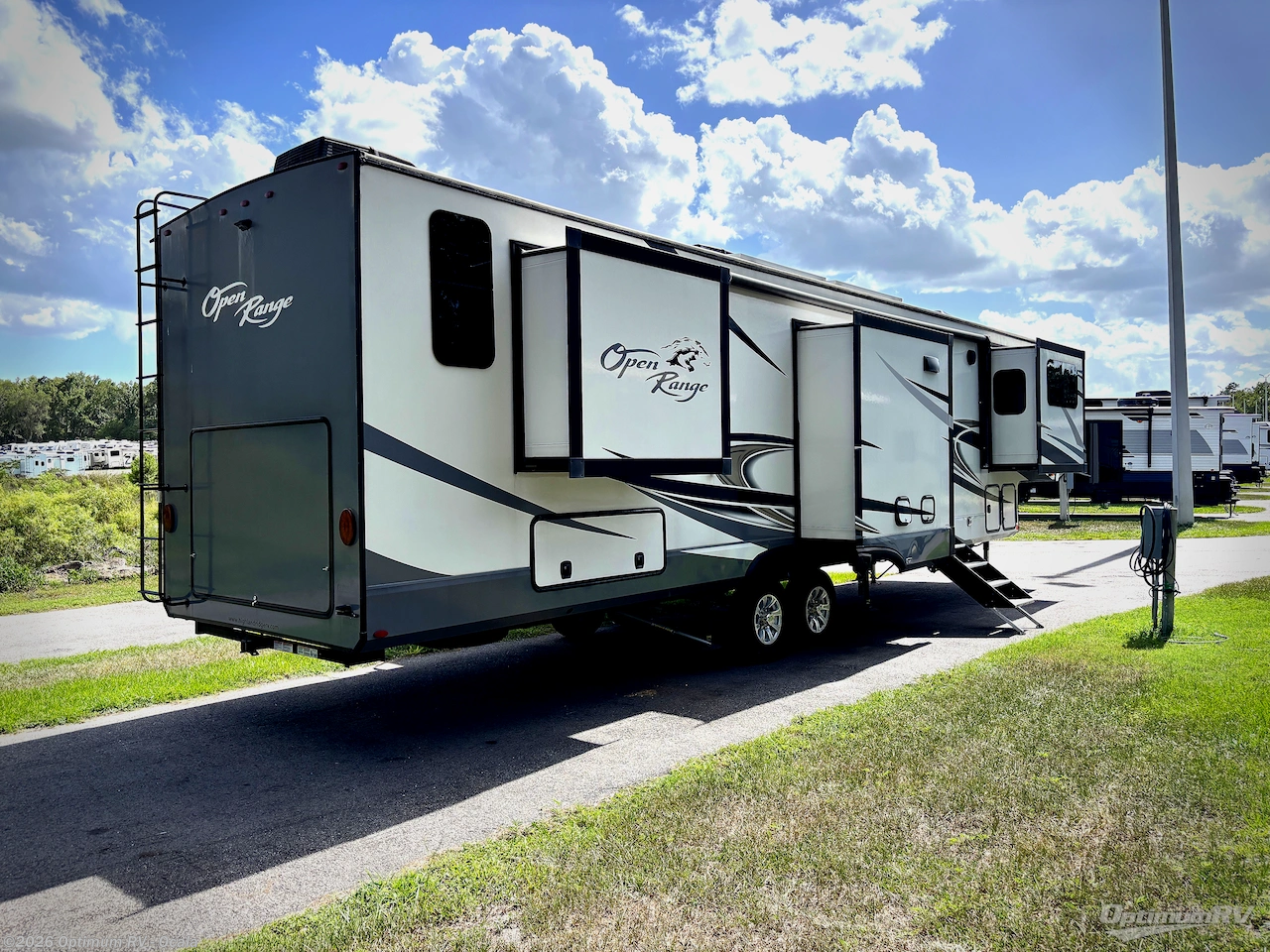 2023 Highland Ridge Open Range 376FBH - Used Fifth Wheel For Sale by Optimum RV - Ocala in Ocala, Florida features Awning, Slideout
